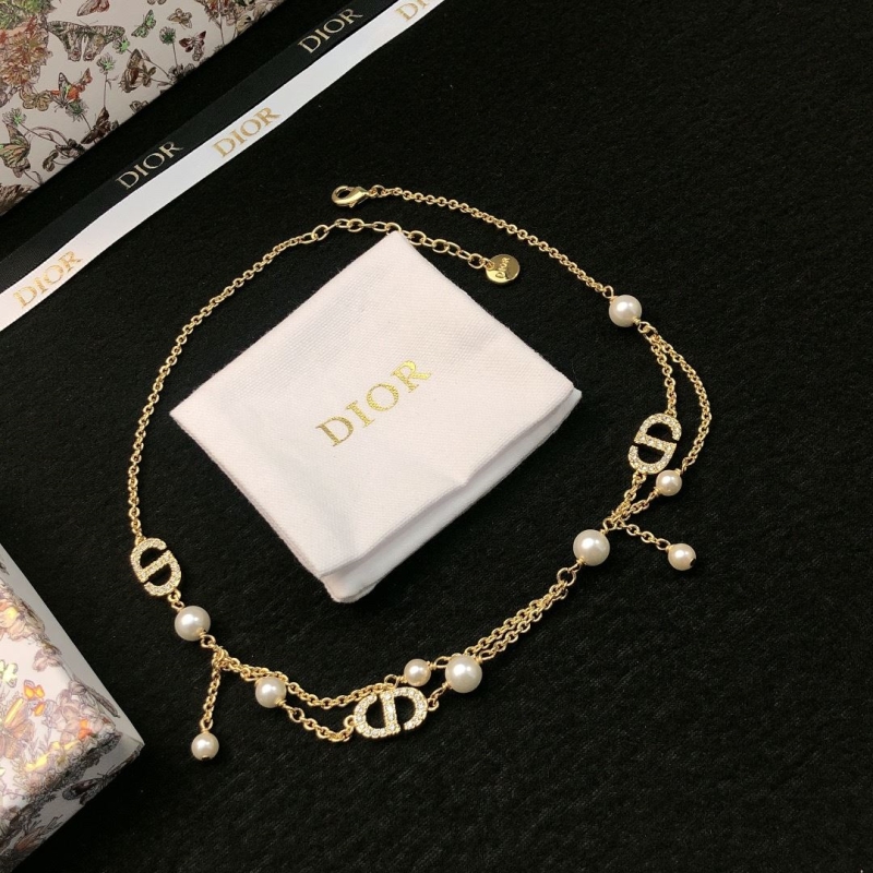 chr1st1an D10r necklaces